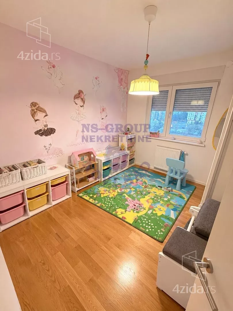 Četvorosoban stan | 4zida