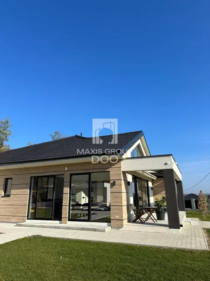 Autokomanda | 4zida.rs