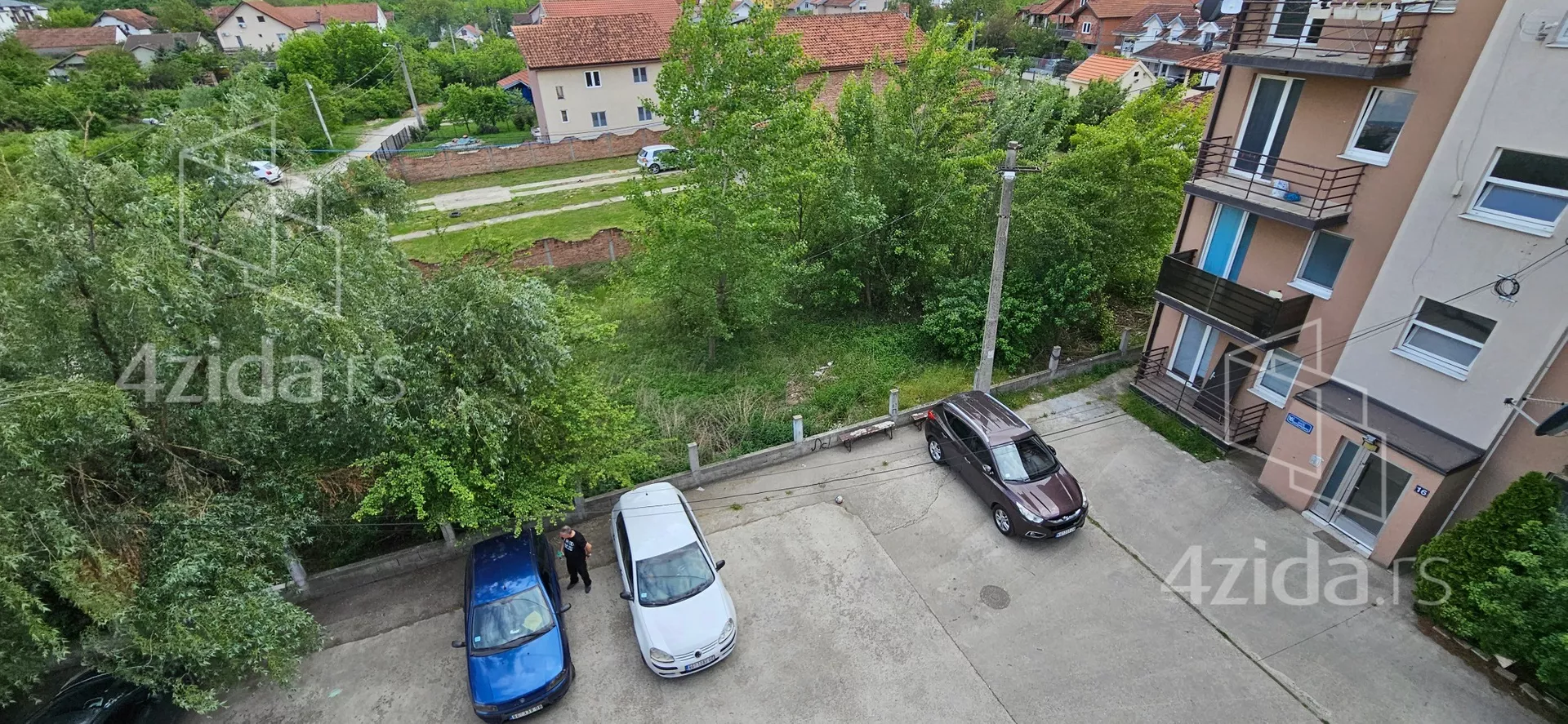 Jednoiposoban stan | 4zida