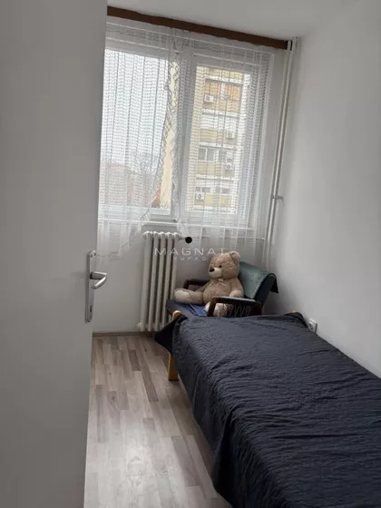 Pariske komune | 4zida.rs