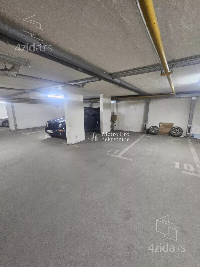 Parking | 4zida
