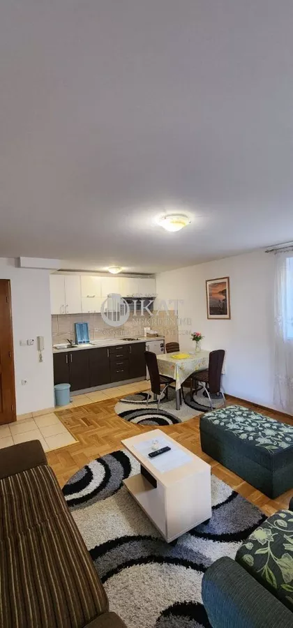 Miladina Pećinara | 4zida.rs