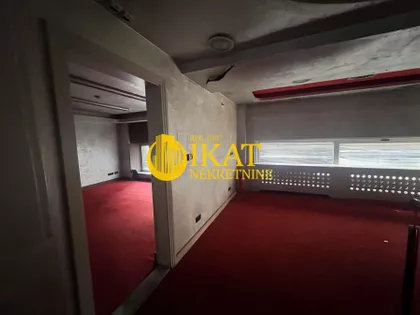 Trg Nikole Pašića | 4zida.rs