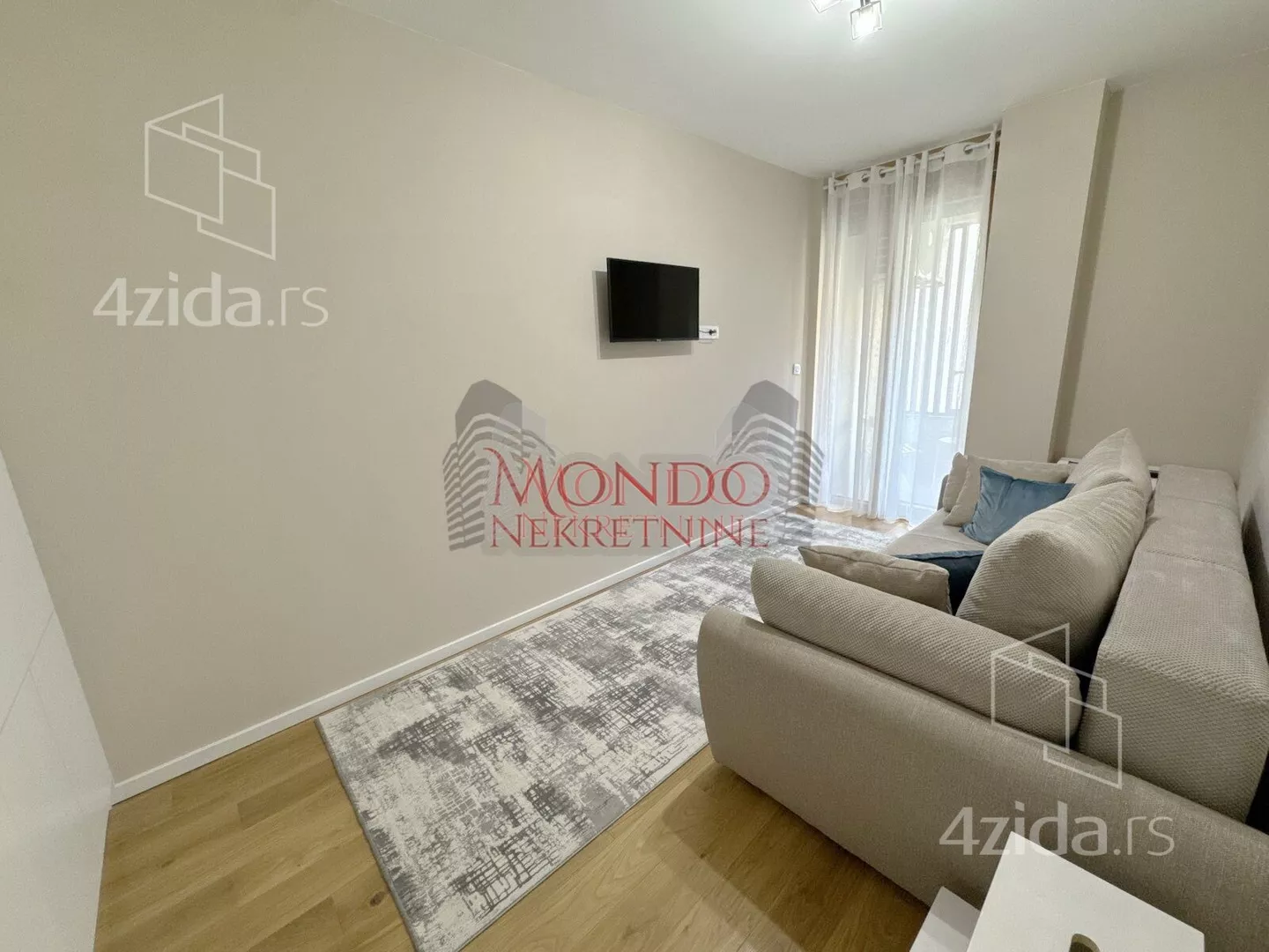 Jednoiposoban stan | 4zida