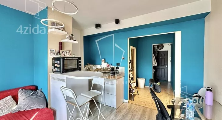 Petosoban stan | 4zida