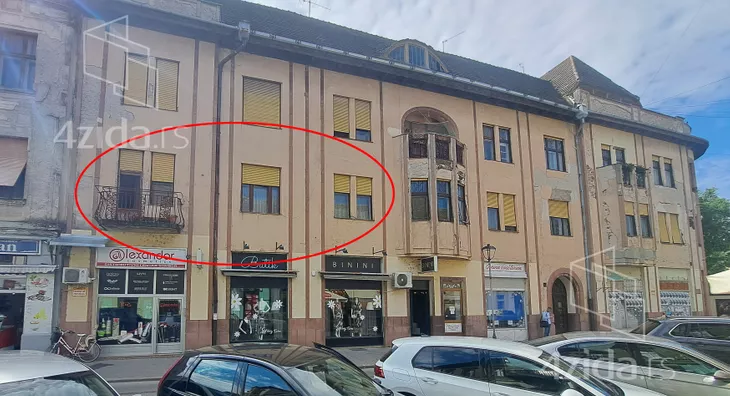 Petosoban stan | 4zida