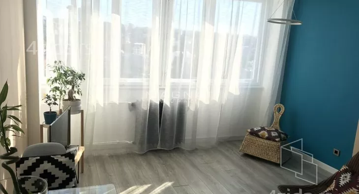 Četvoroiposoban stan | 4zida