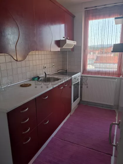 Donjovrežinska | 4zida.rs