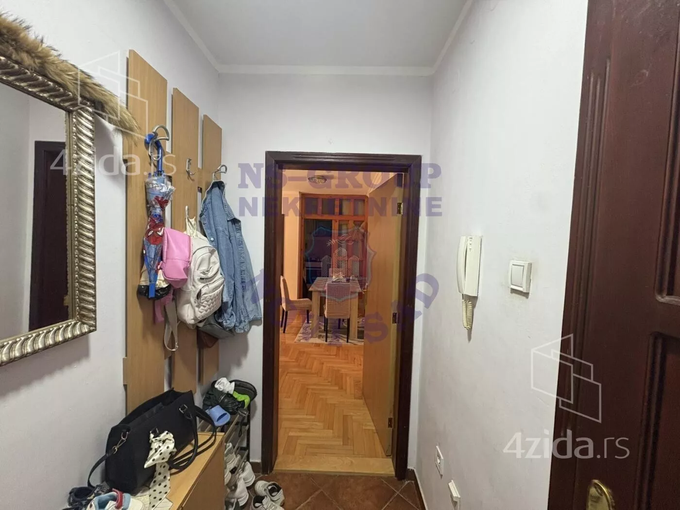 Dvoiposoban stan | 4zida