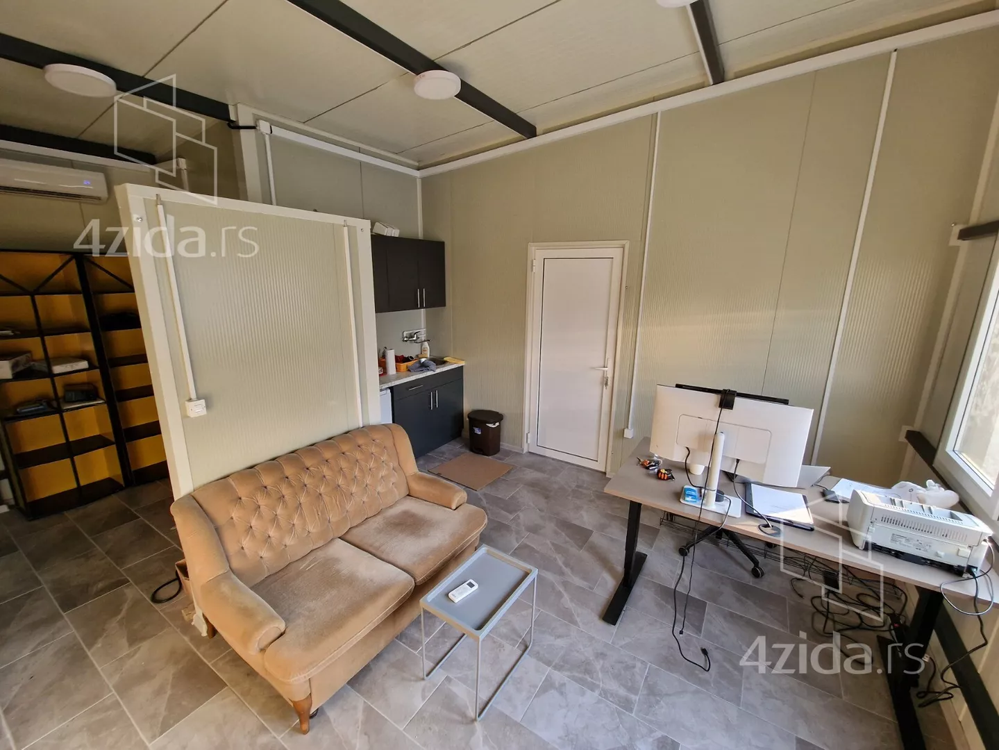 Poslovni prostor | 4zida