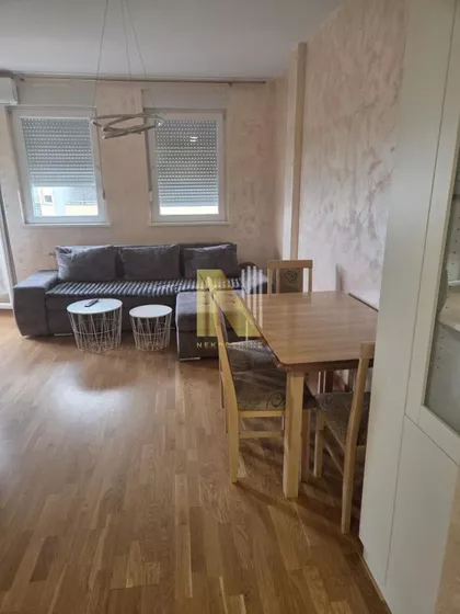 Bulevar Patrijarha Pavla (Somborski Bulevar) | 4zida.rs