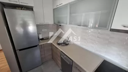 Jovana Hranilovića | 4zida.rs