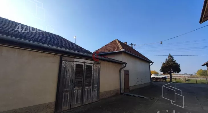 Poslovna zgrada | 4zida