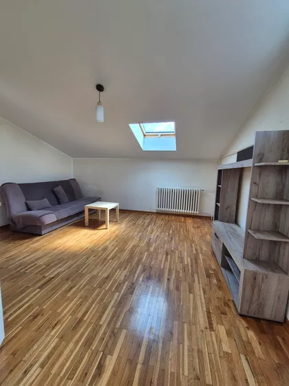 Gradske lokacije | 4zida.rs