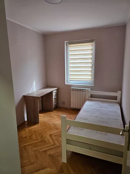 Kneževac | 4zida.rs