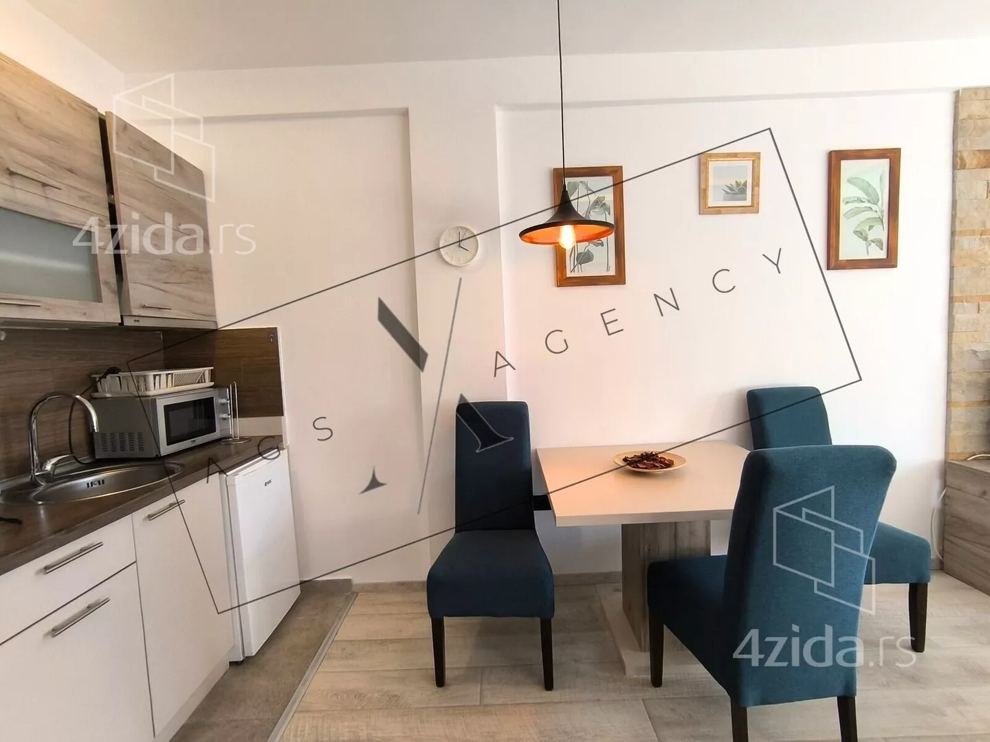 Garsonjera | 4zida