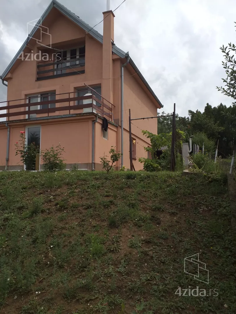 3-etažna kuća | 4zida
