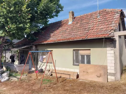 Mali Bajmok | 4zida.rs