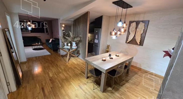 Troiposoban stan | 4zida