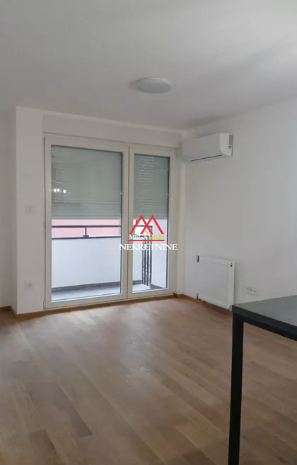 Hadži Ruvimova | 4zida.rs