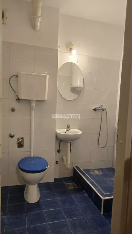 16. oktobra | 4zida.rs