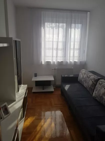 Braće Ribnikar | 4zida.rs