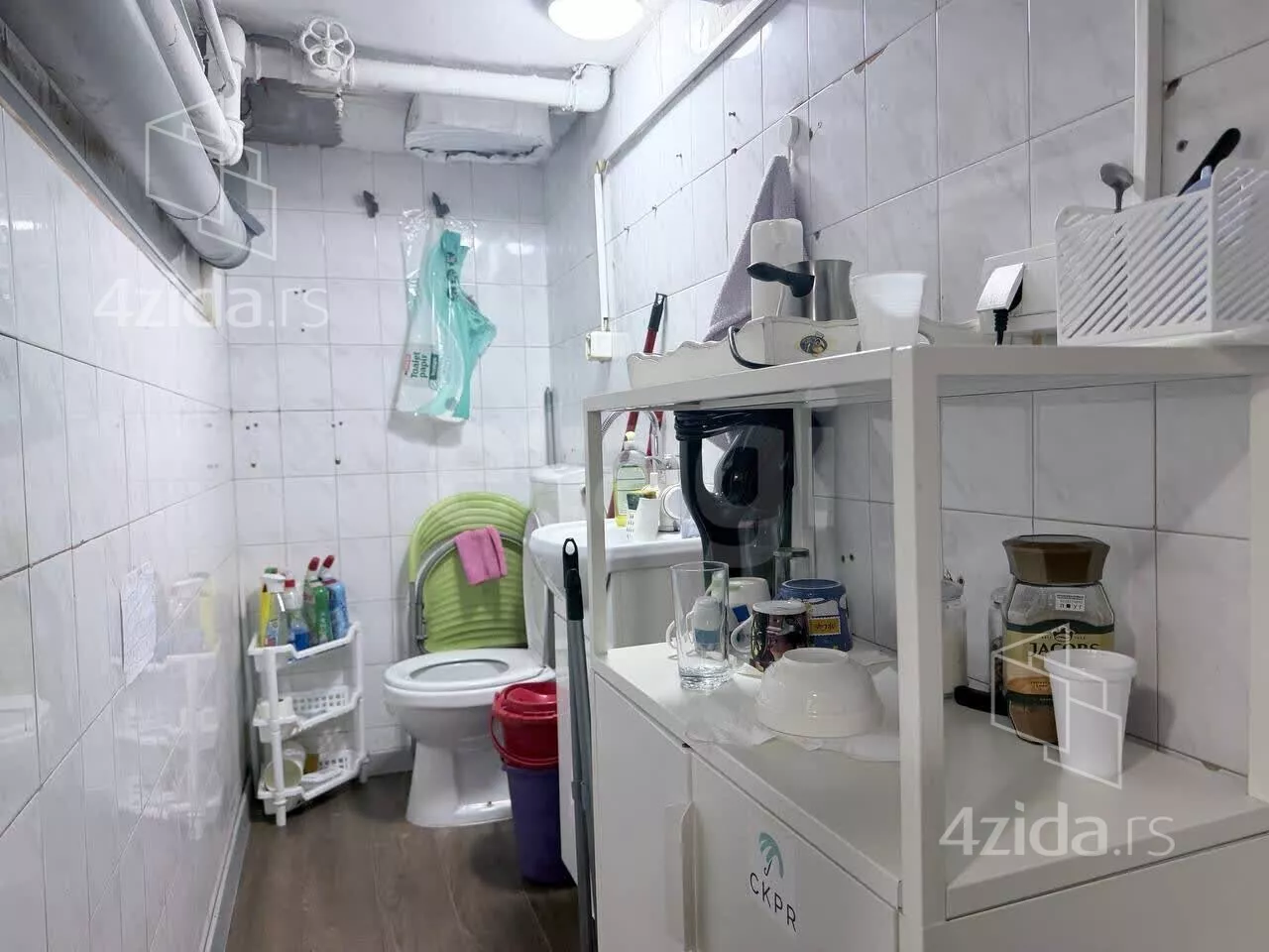 Lokal | 4zida