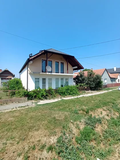 Štitar | 4zida.rs