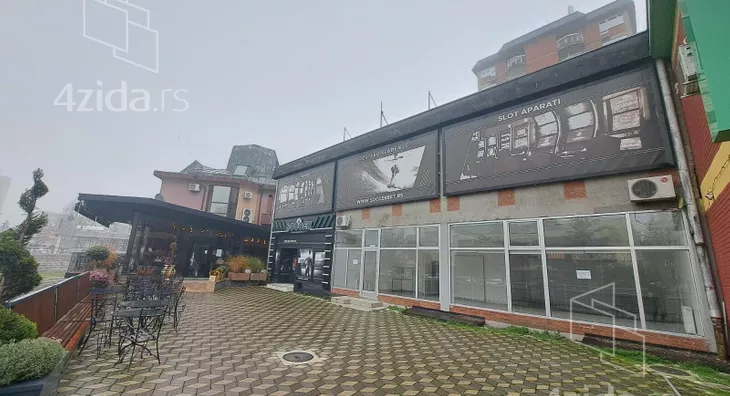 Poslovni prostor | 4zida