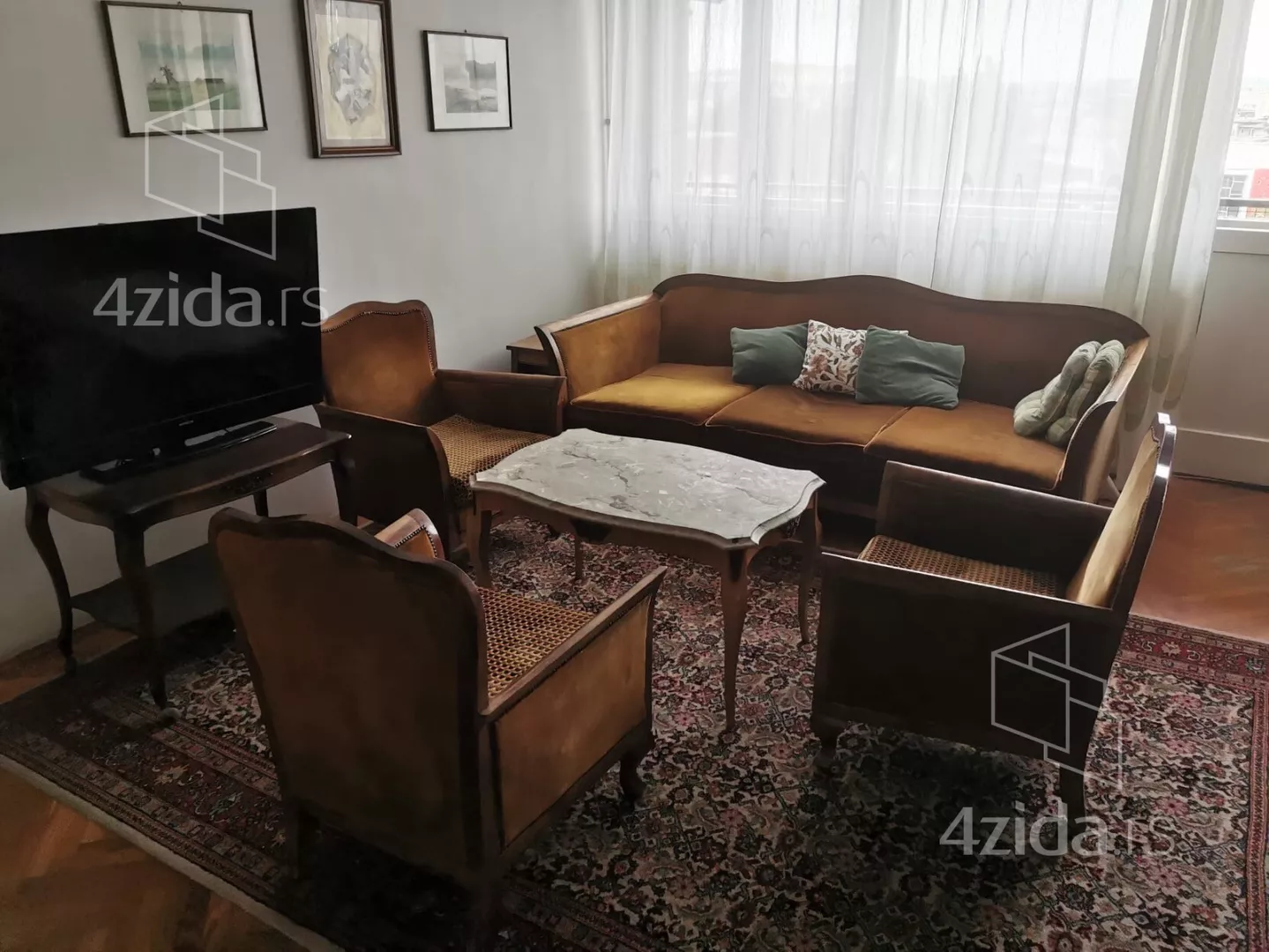Troiposoban stan | 4zida
