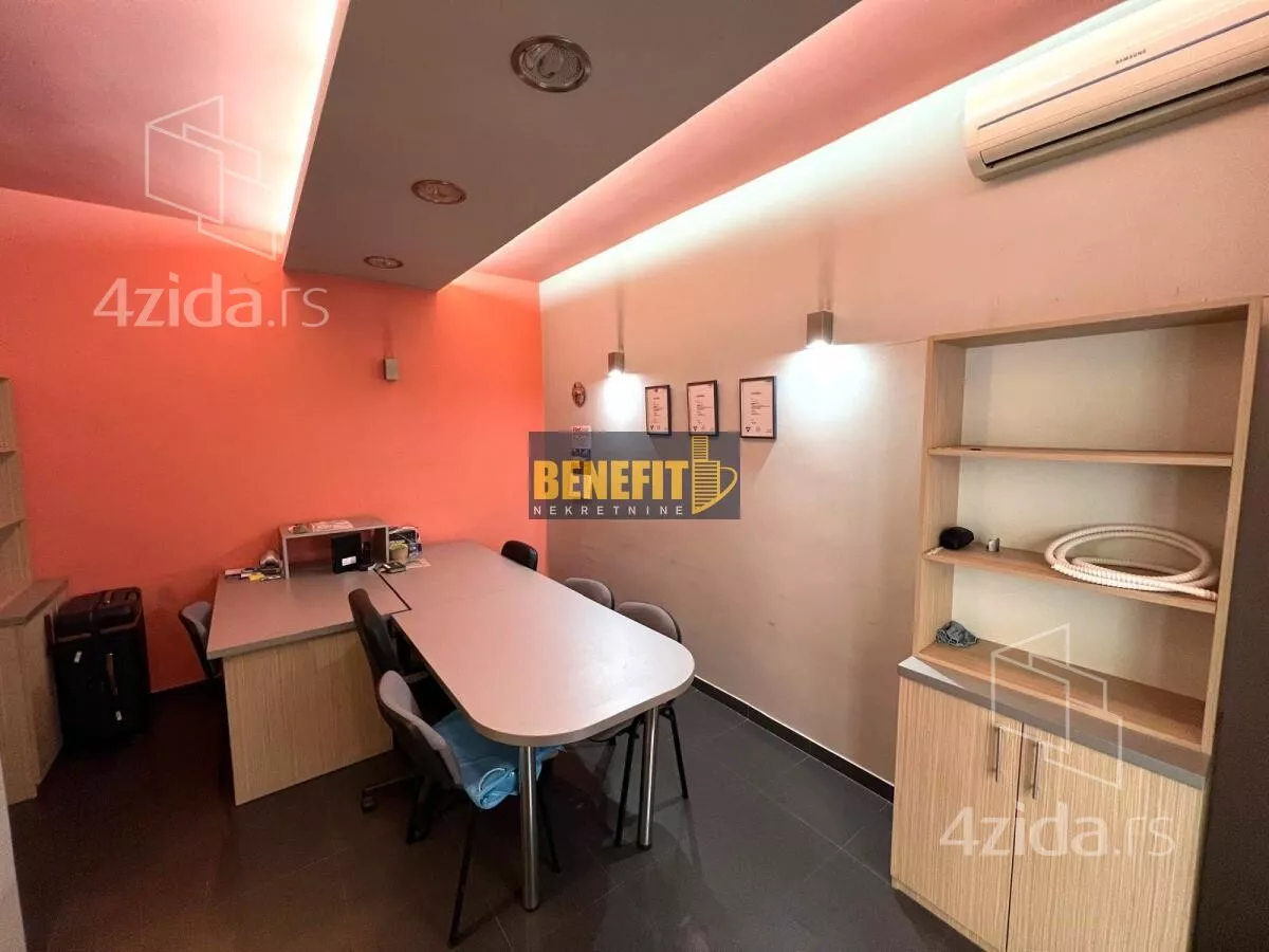 Poslovni prostor | 4zida