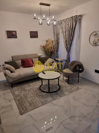 Orfelinova | 4zida.rs