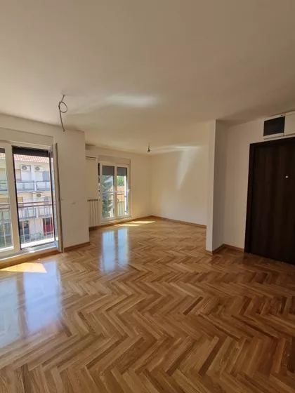 Učiteljska 50 | 4zida.rs