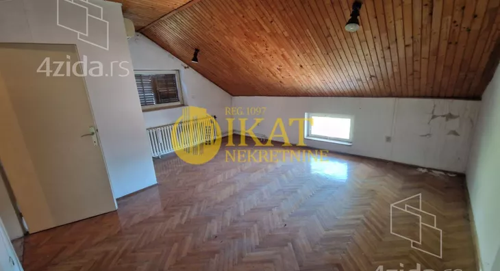 4-etažna kuća | 4zida