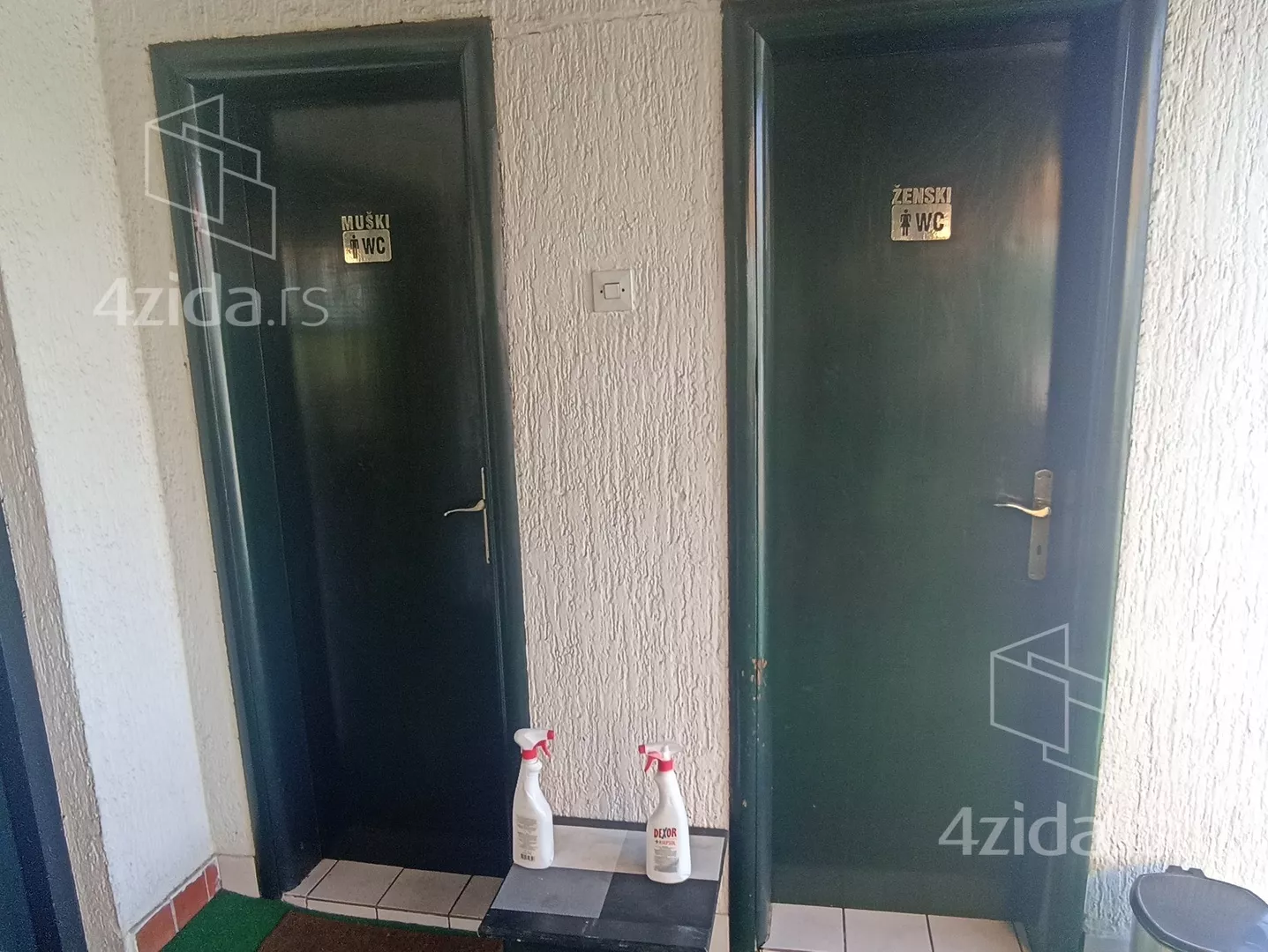Poslovna zgrada | 4zida