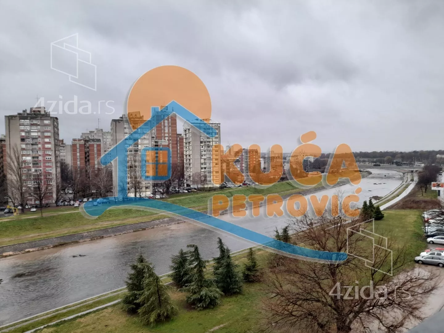 Dvoiposoban stan | 4zida