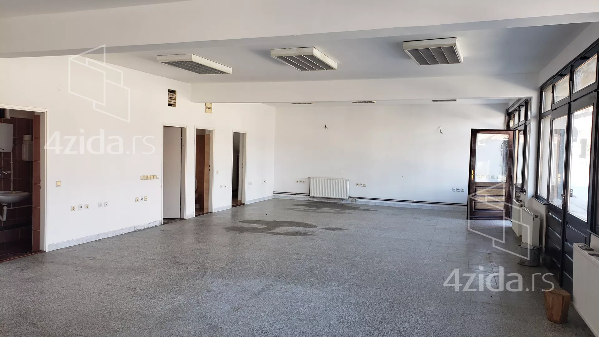 Poslovni prostor | 4zida