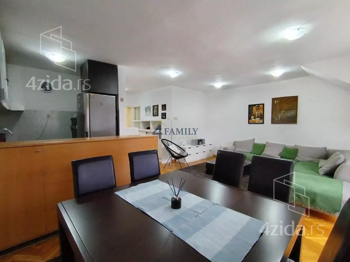 Dvoiposoban stan | 4zida