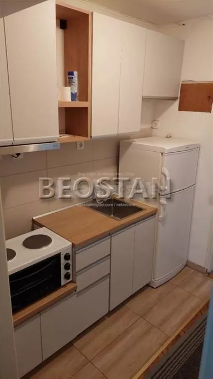 Pariske Komune | 4zida.rs