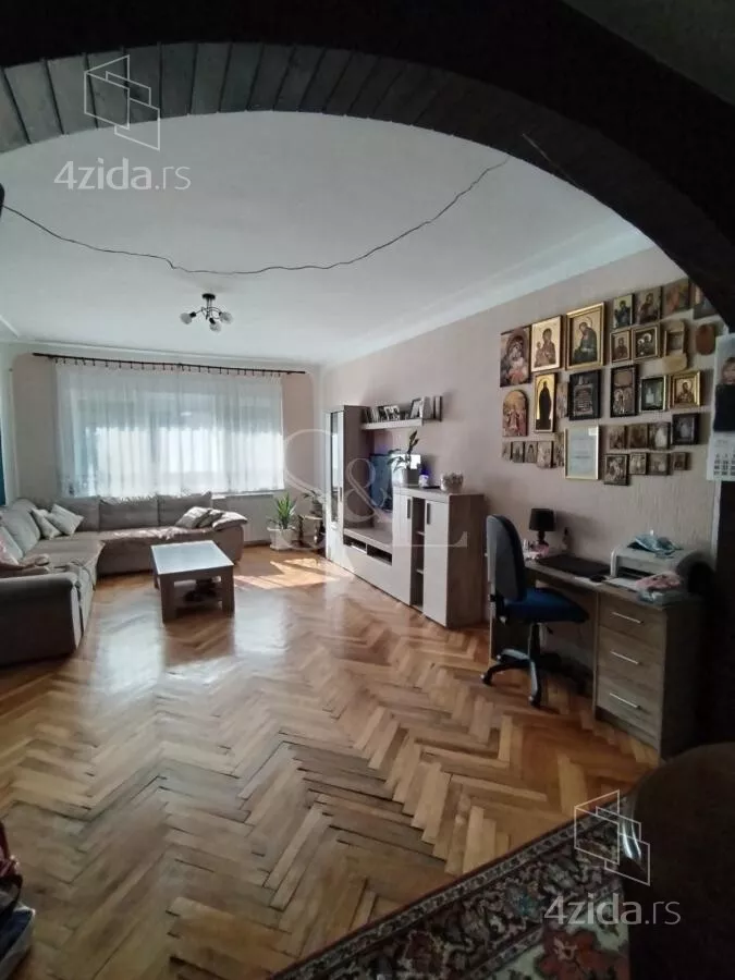 Kuća | 4zida