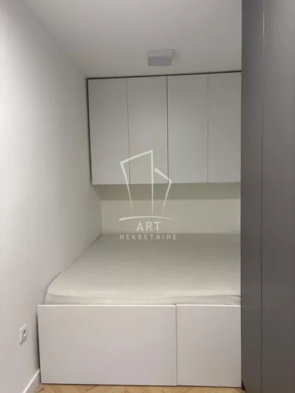 Ace Joksimovića | 4zida.rs