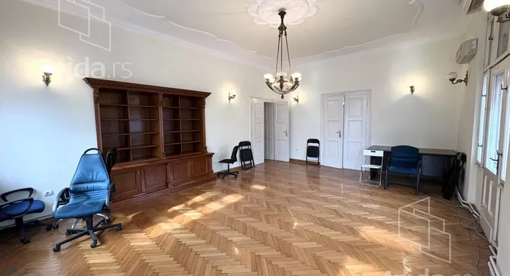 Šestosoban stan | 4zida