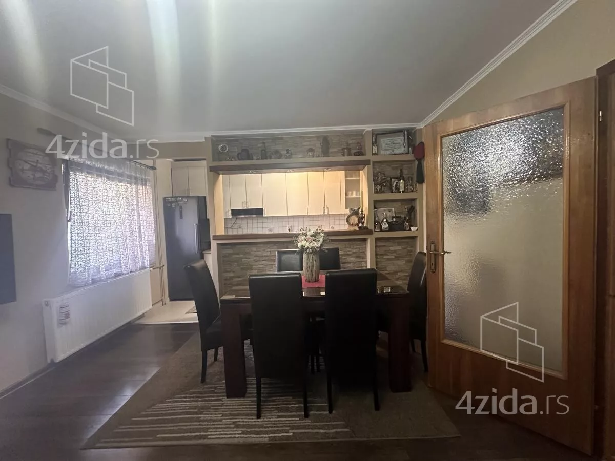Kuća | 4zida