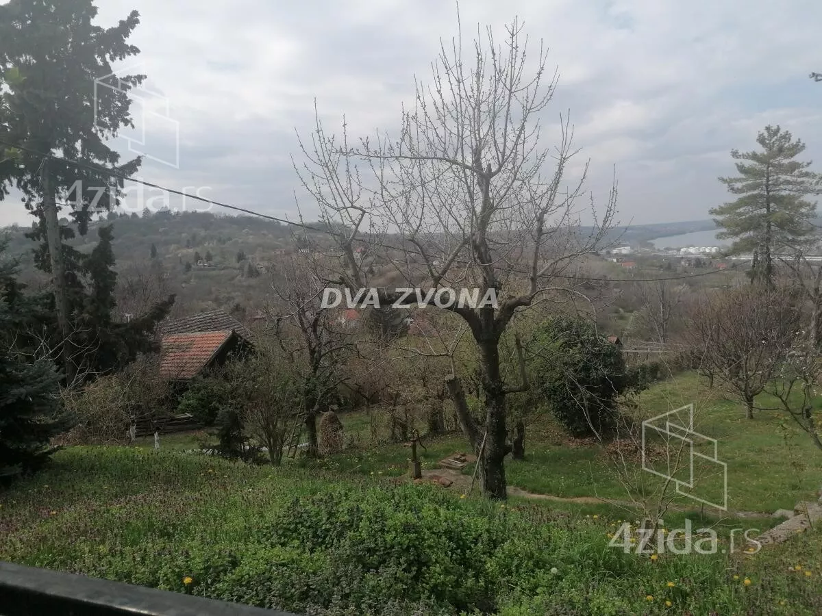 Plac | 4zida