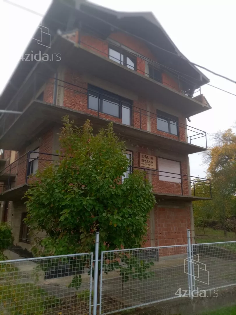 3-etažna kuća | 4zida