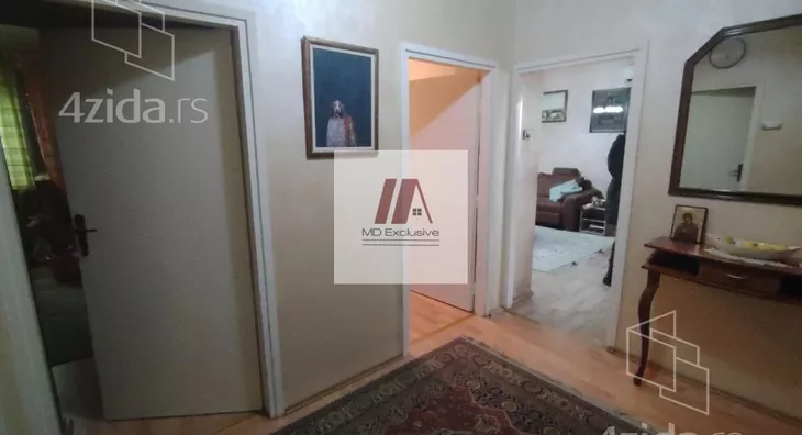 Petosoban stan | 4zida