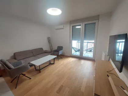 Vardarska | 4zida.rs