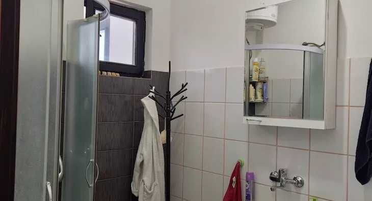 Poslovna zgrada | 4zida