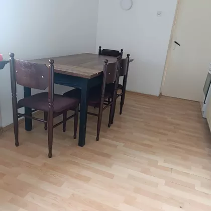 Novosadska 1 | 4zida.rs