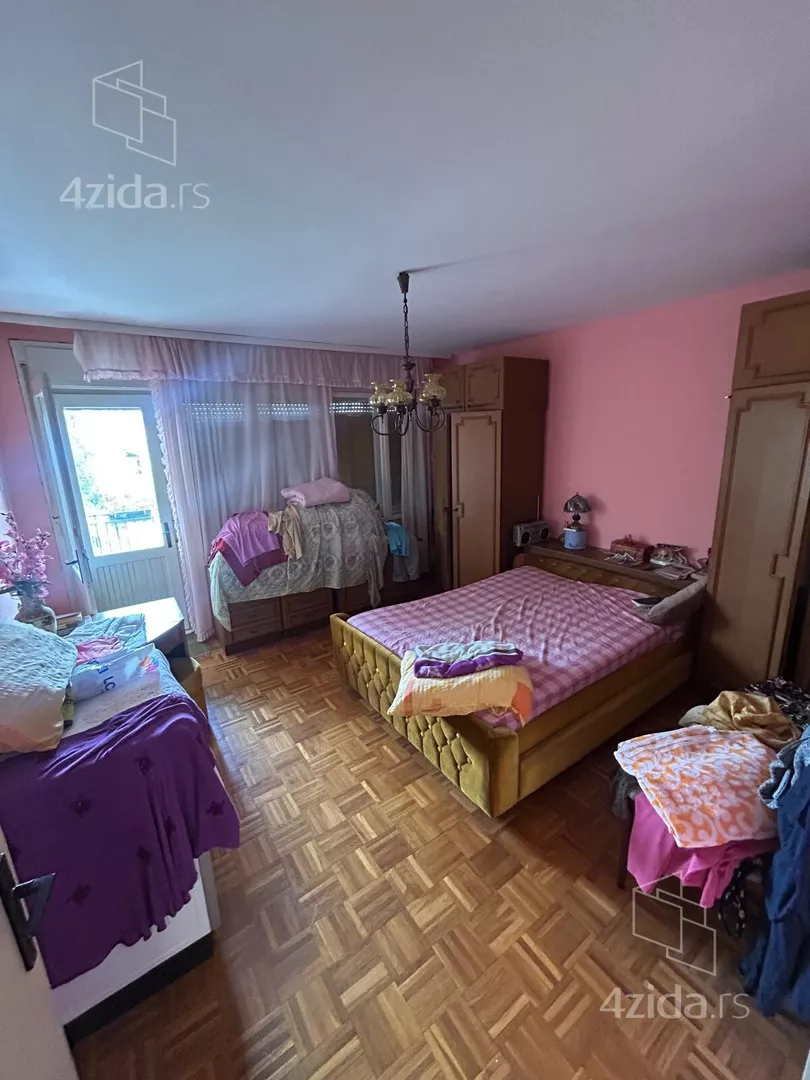 3-etažna kuća | 4zida